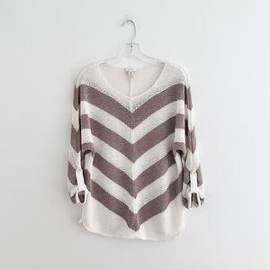 Chico's Chevron Knit Roll Tab Sleeve V-Neck Sweater Size Small